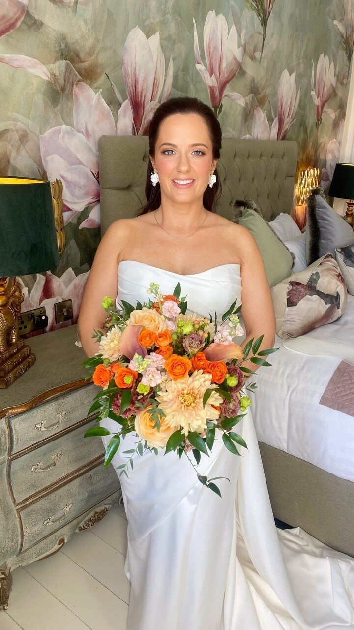Instagram post from the_weddinghairstylist. This post is in position 6.